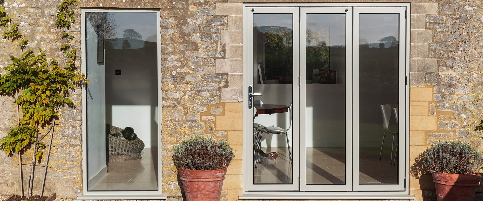 Aluminium-Bi-Fold-Doors-min